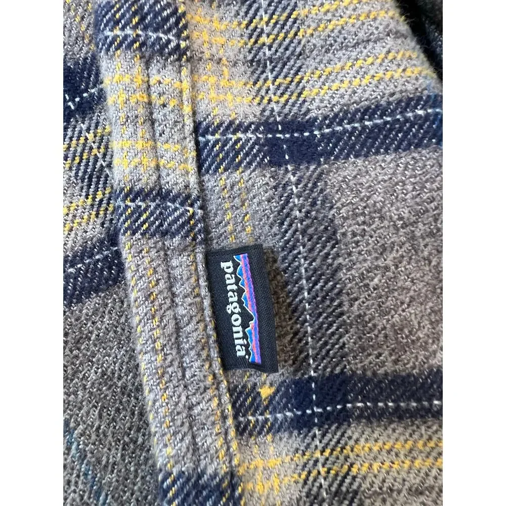 Patagonia Flannel Shirt Mens Large Plaid Organic Cotton Button Up Worn Wear - Picture 4 of 6